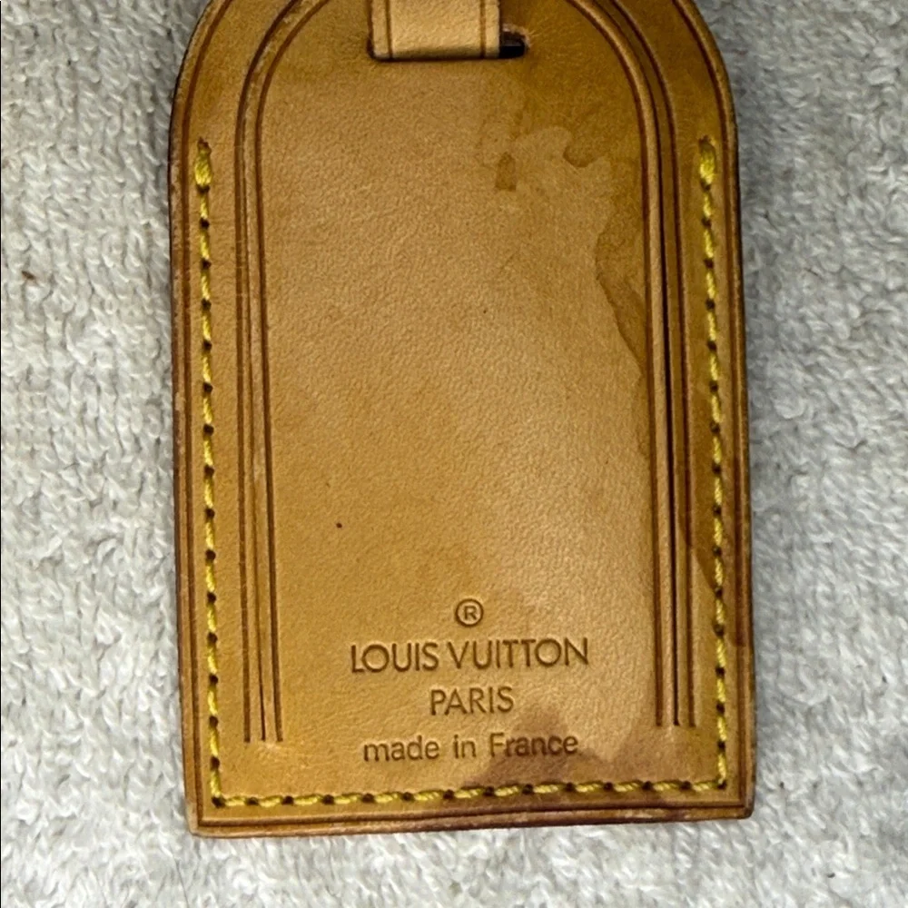 Vintage Louis Vuitton Luggage Tag and Poignier in Vachetta Leather (13T)